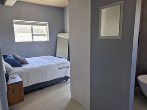 2 chambres, fer et planche à repasser, Wi-Fi gratuit, draps fournis
