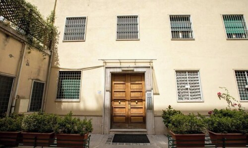 Charming 2-bedroom house in lovely Roma with AC, WiFi