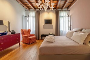 Classic Room | Iron/ironing board, free WiFi - Buranelli 33 (Treviso)