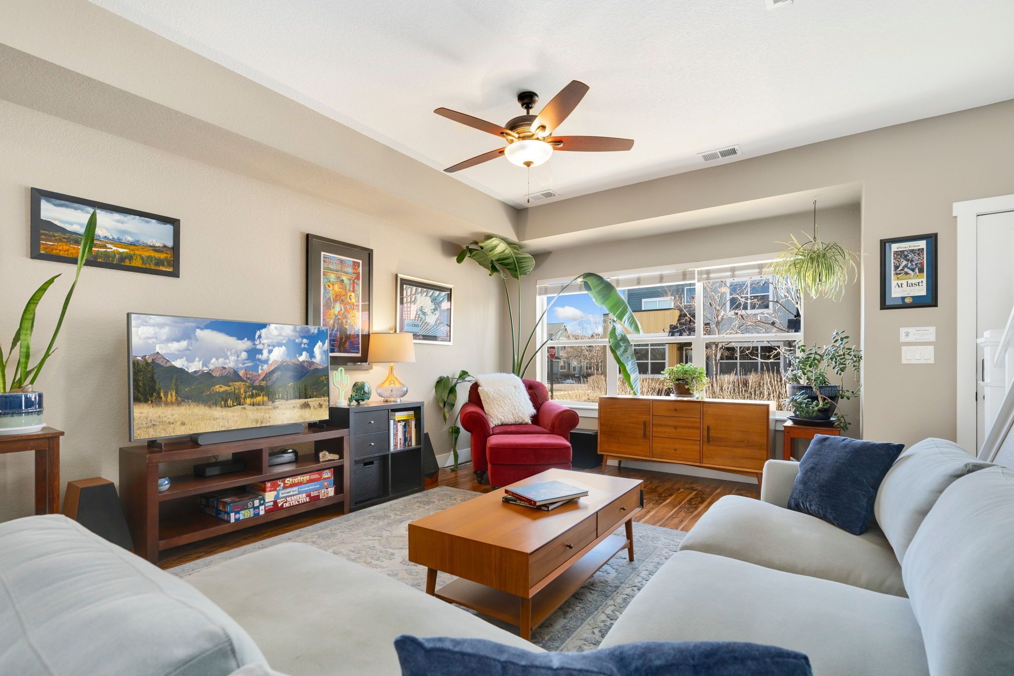 Townhome, Multiple Beds, Kitchen, Garden View (850 Baum St. (Unit B)) | Living area