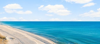 By the Wave Side – Oceanfront!
