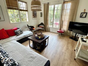 3 habitaciones, tabla de planchar con plancha y wifi gratis 