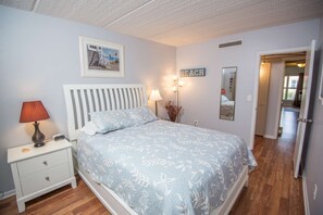 2 makuuhuonetta, Wi-Fi, vuodevaatteet