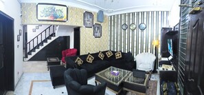 Khu tiếp khách ở sảnh