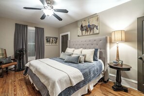 2 bedrooms, WiFi, bed sheets - Monroe Getaway. (Monroe)