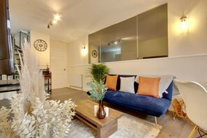 Apartment, 2 Bedrooms | Living area | Flat-screen TV - Costal Bohemian Retreat Central Southsea (Portsmouth)