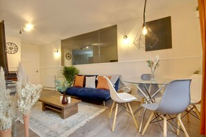 Departamento, 2 habitaciones | Servicio a la habitación