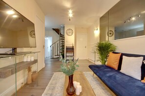 Apartment, 2 Bedrooms | Living area | Flat-screen TV - Costal Bohemian Retreat Central Southsea (Portsmouth)