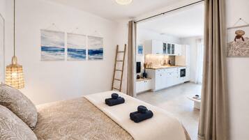 1 bedroom, iron/ironing board, free WiFi, bed sheets