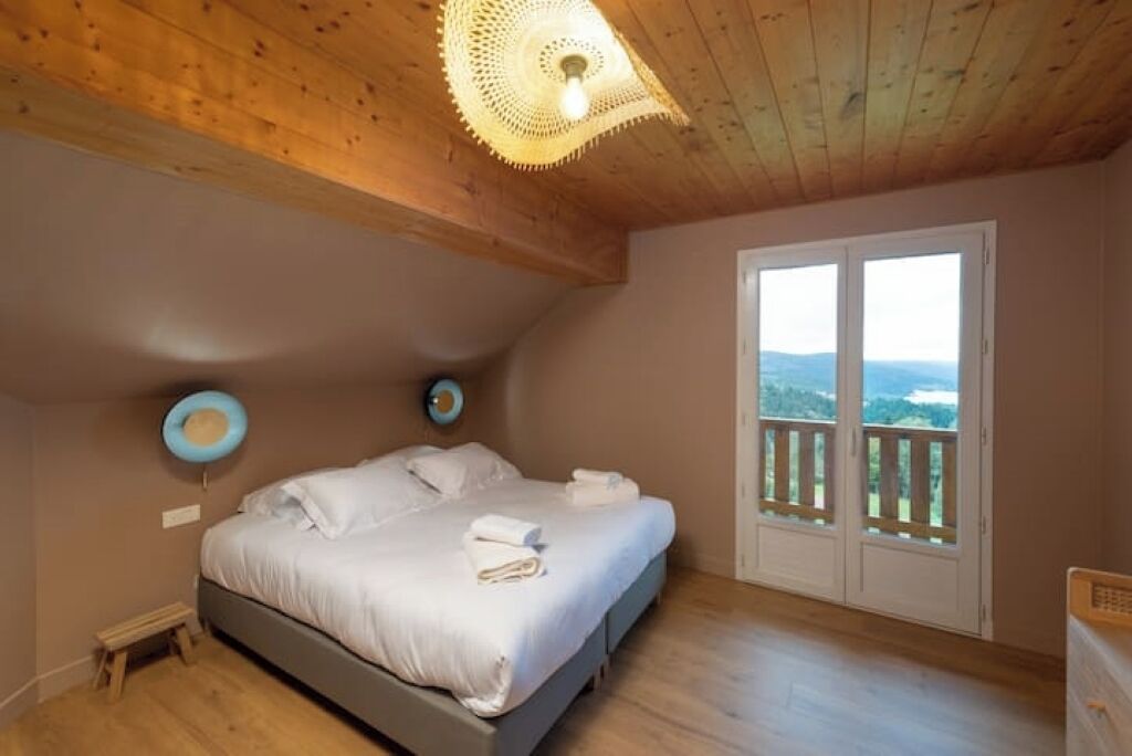 5 chambres, Wi-Fi, draps fournis