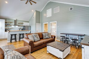 Smart TV, video games