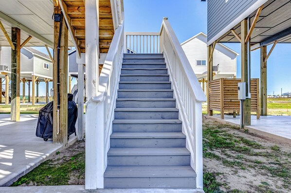 المنطقة المحيطة بالمنشأة