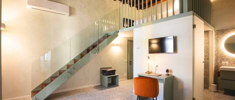 Suíte júnior | 1 quarto, roupas de cama premium, edredons de pluma