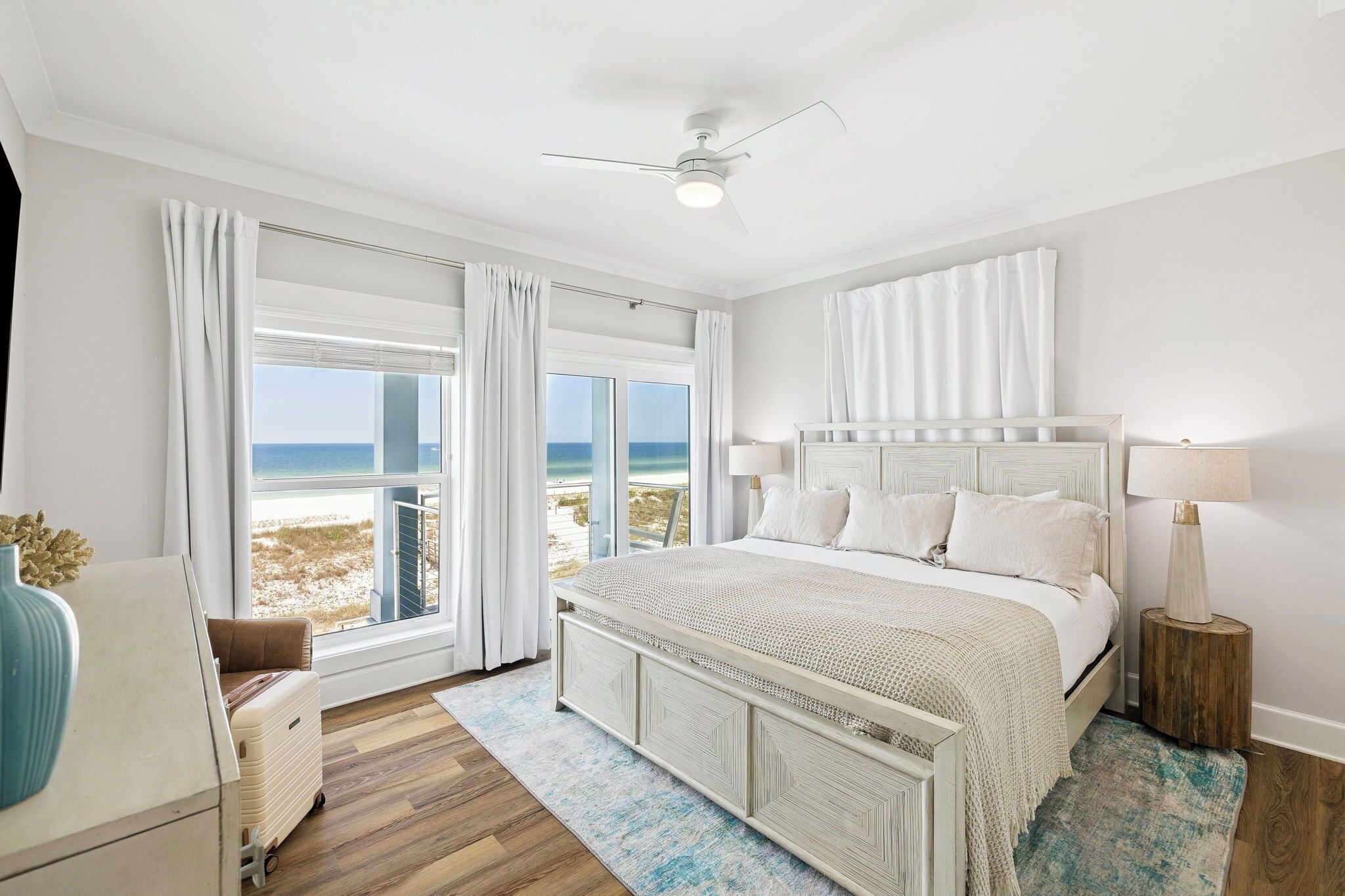 6 chambres, Wi-Fi gratuit, draps fournis