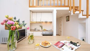 Apartment (0 Bedroom) | In-room dining - Stone Whisper 1 (Dubrovnik)