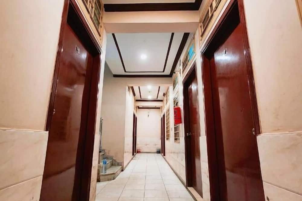Hotel New Taj International
