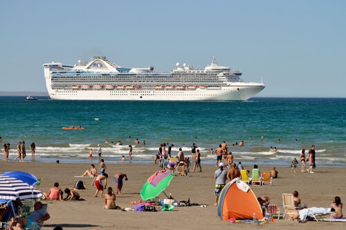 Ramada Residences by Wyndham Puerto Madryn CQ Parry