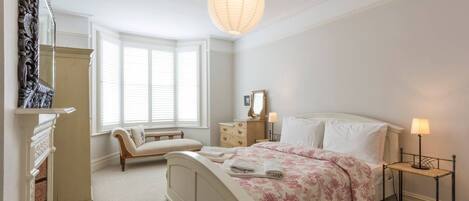 3 Schlafzimmer, Bügeleisen/Bügelbrett, Reisekinderbett, WLAN
