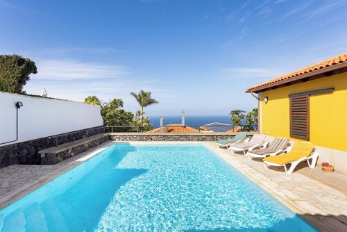 Home2Book Coastal Dream Villa in Tacoronte