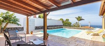 Home2Book Spacious Family Getaway, Private Pool