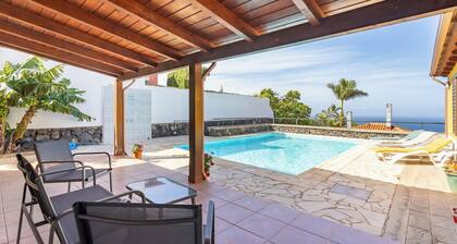 Home2Book Spacious Family Getaway, Private Pool