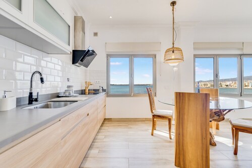 Home2Book Coastal Retreat with Sea Views, Arinaga