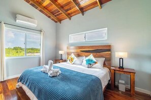 4 bedrooms, in-room safe, iron/ironing board, WiFi