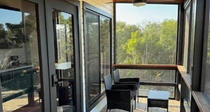 Vive Verde - Off the Grid One Bedroom Casita