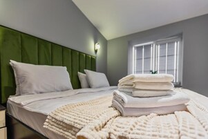 Standard Double Room, City View | Premium bedding, in-room safe, soundproofing, iron/ironing board