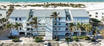 Beach Villa 2217: Your Island Escape with Stunning Gulf Views!