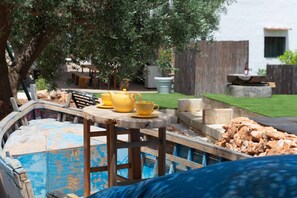 Outdoor dining - Country House in Puglia with Pool & Pizza Oven (Ostuni)