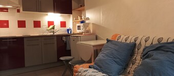 Studio downtown 2