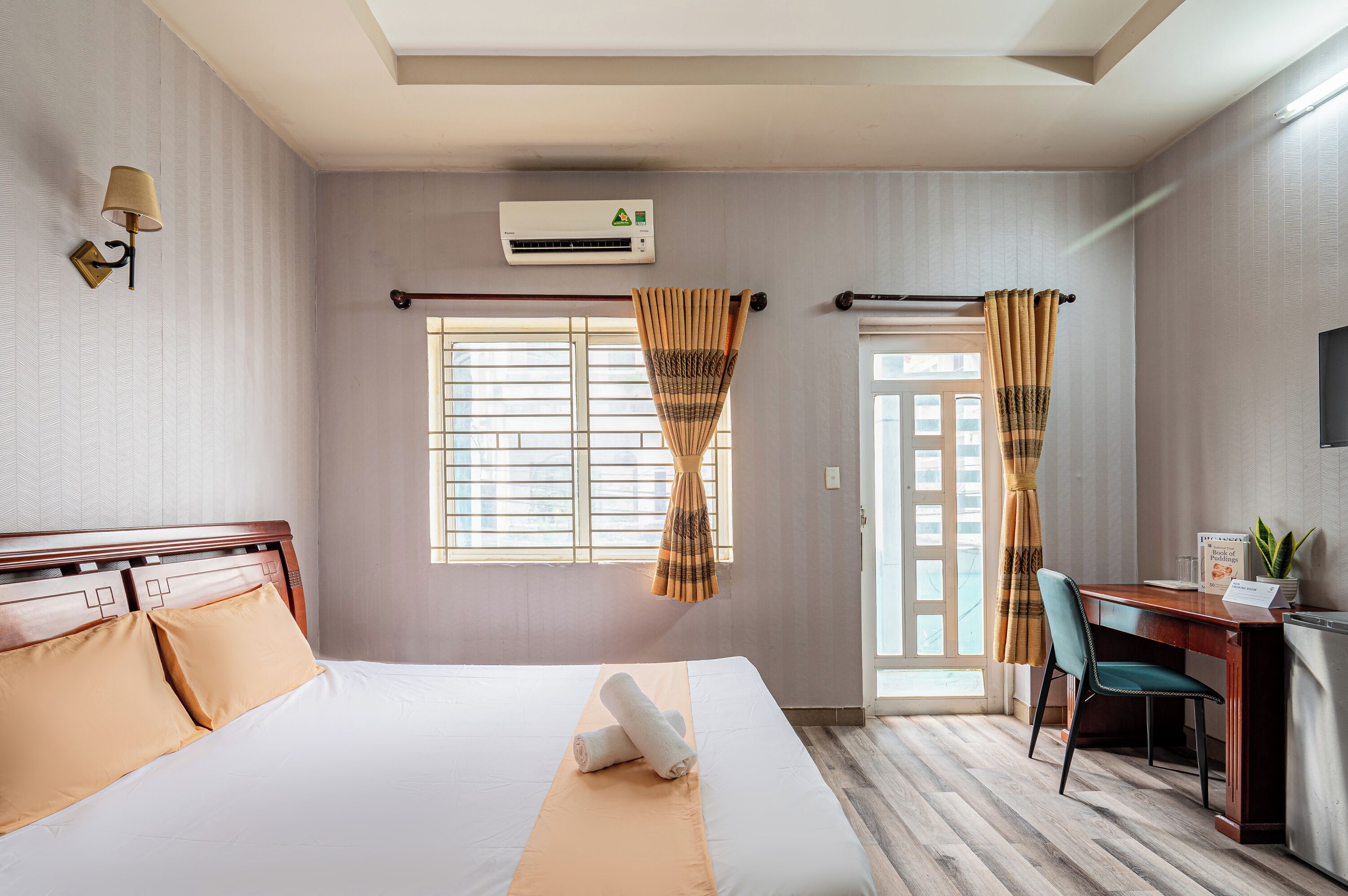 Photo - Hoàng Long Hotel By Cozrum