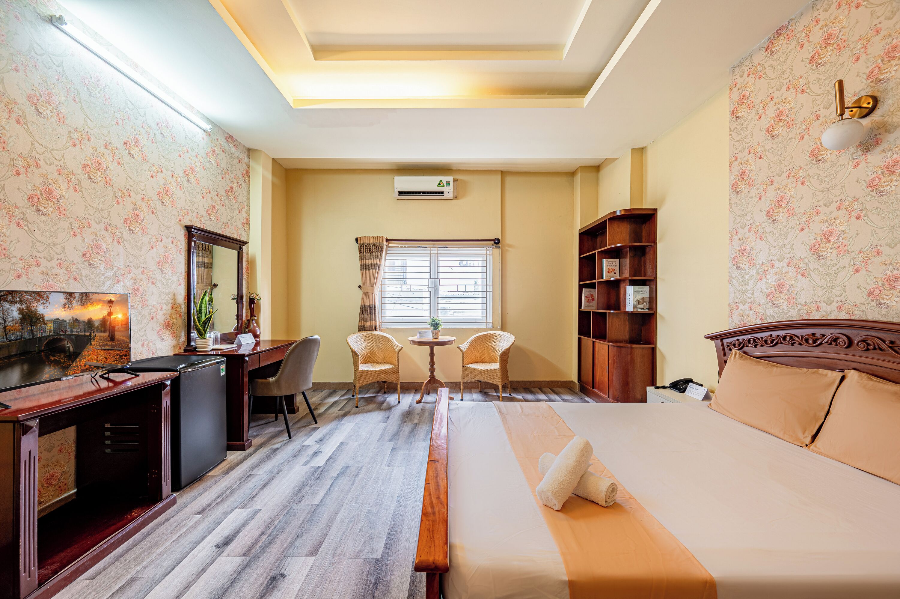 Photo - Hoàng Long Hotel By Cozrum