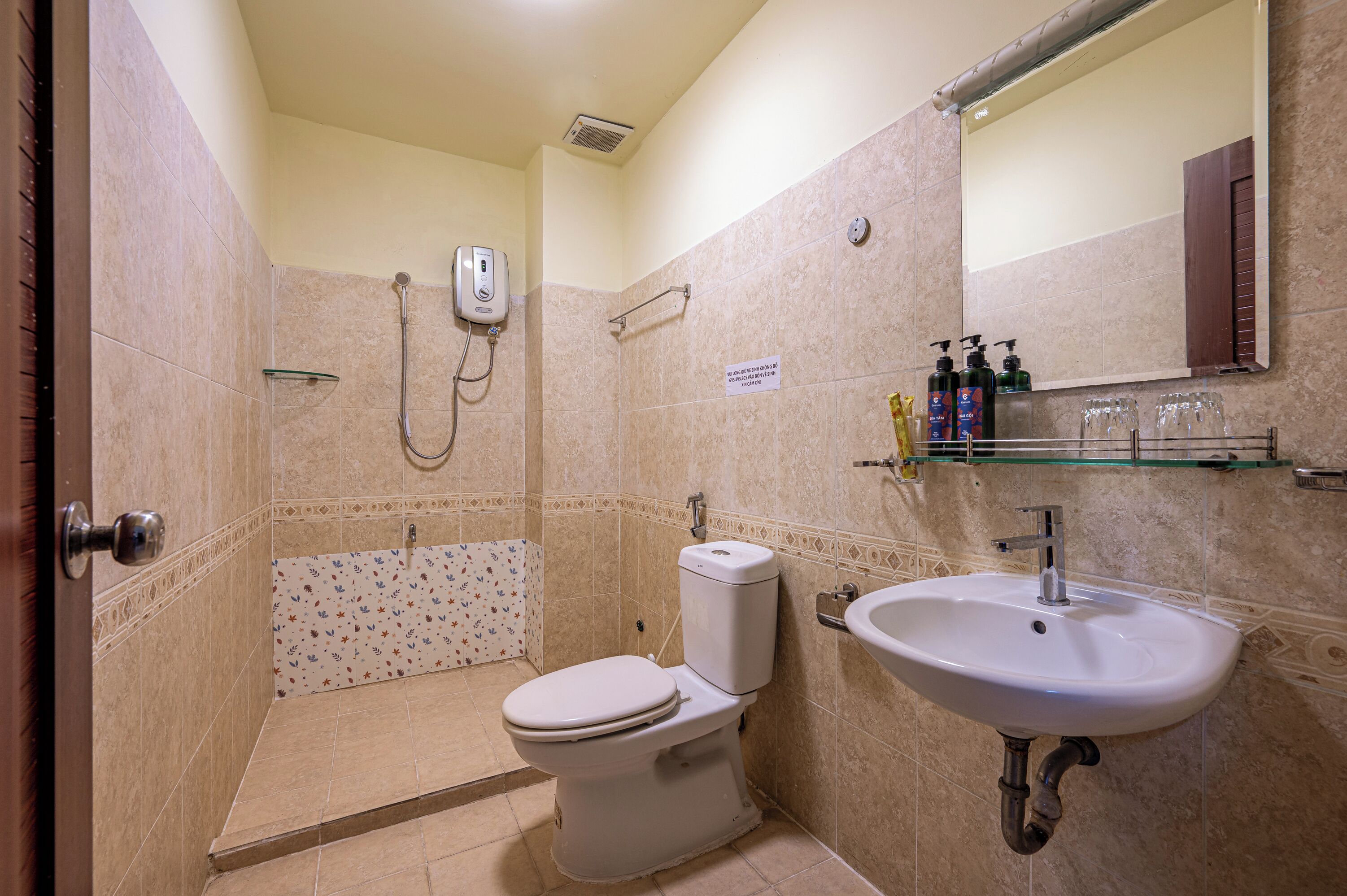 Photo - Hoàng Long Hotel By Cozrum