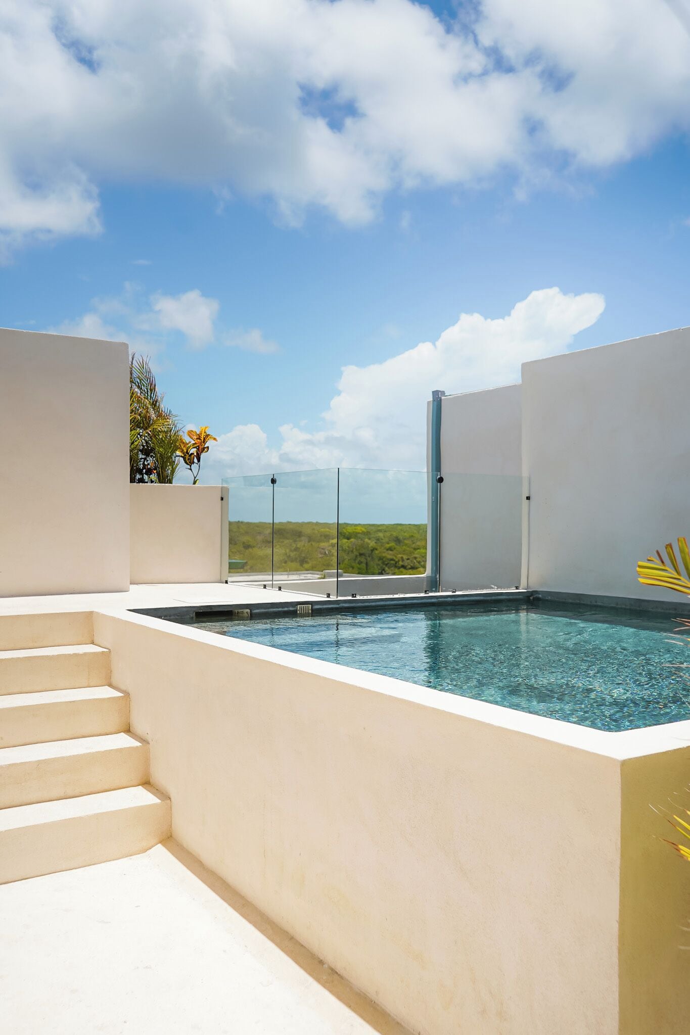 Estudio Deluxe, vista al valle | Alberca privada