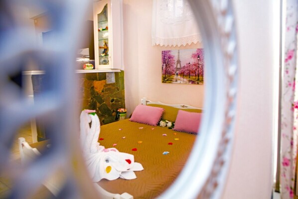 1 bedroom - Rethimno Colour Studio With Free Bikes (Rethymno)