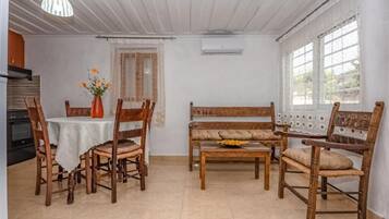 House, Smoking | 1 bedroom