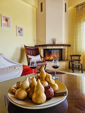 Villa, Smoking | 4 bedrooms - Villa Aitheras With sea Views and Garden (Chania)