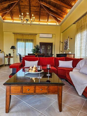 Villa, fumeurs | 4 chambres