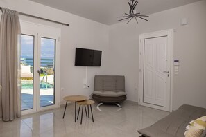 Villa - rökare | 3 sovrum, skrivbord och ljudisolering