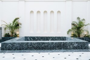 Terrace/patio - Luxurious Apartment with Patio and Pool (Seville)