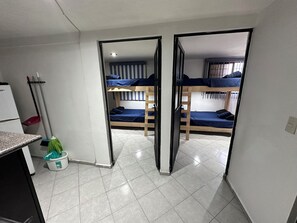 2 bedrooms, iron/ironing board, bed sheets