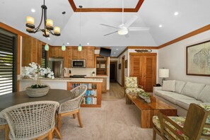 Smart TV, books, stereo - Kiahuna 163 ~ Ocean View ~ Poipu Beach ~ Great Location ~ AC ~ All Fees Included (Koloa)