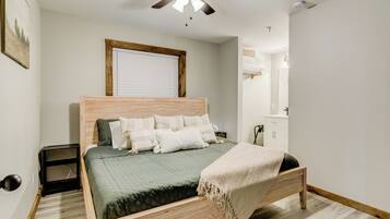 2 bedrooms, iron/ironing board, travel cot, WiFi