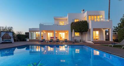 Villa near Ibiza Town, sleeps 8