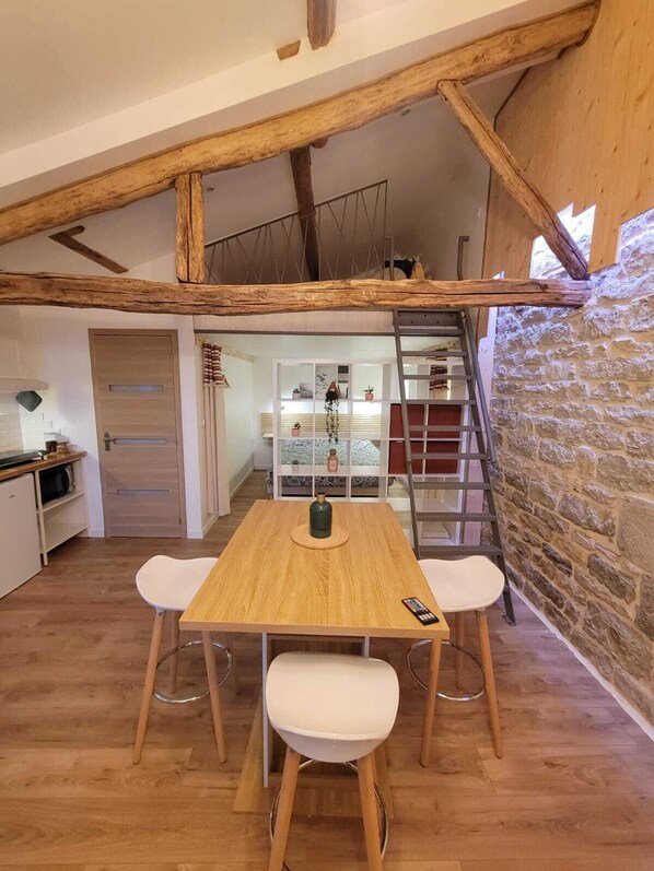 Dining - Gite du verger in Arc et Senans (Arc-et-Senans)