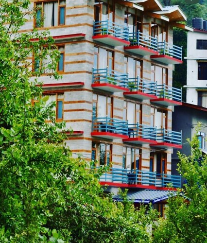 Lotus Cottages Manali