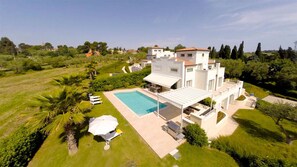 Villa | 5 Schlafzimmer