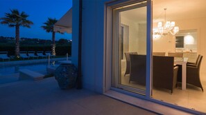 Villa | 5 bedrooms - Villa Surya 8 2 Emma Villas (Misano Adriatico)